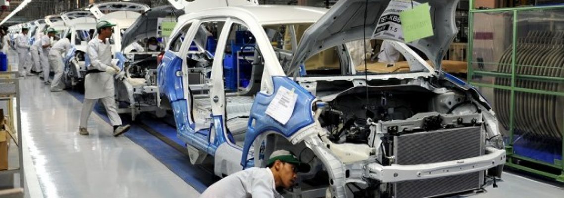 industri-otomotif